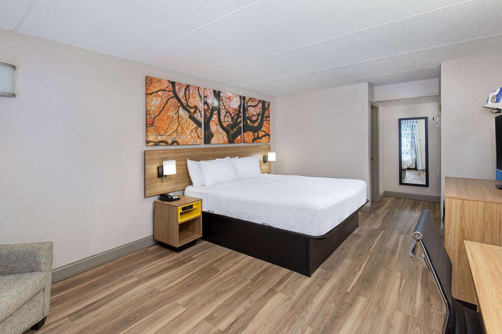 Days Inn By Wyndham Knoxville North Powell Exteriör bild